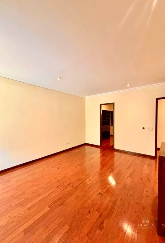 Zona 14 • Apartamento en Renta/Venta • Edificio Plenum - 4