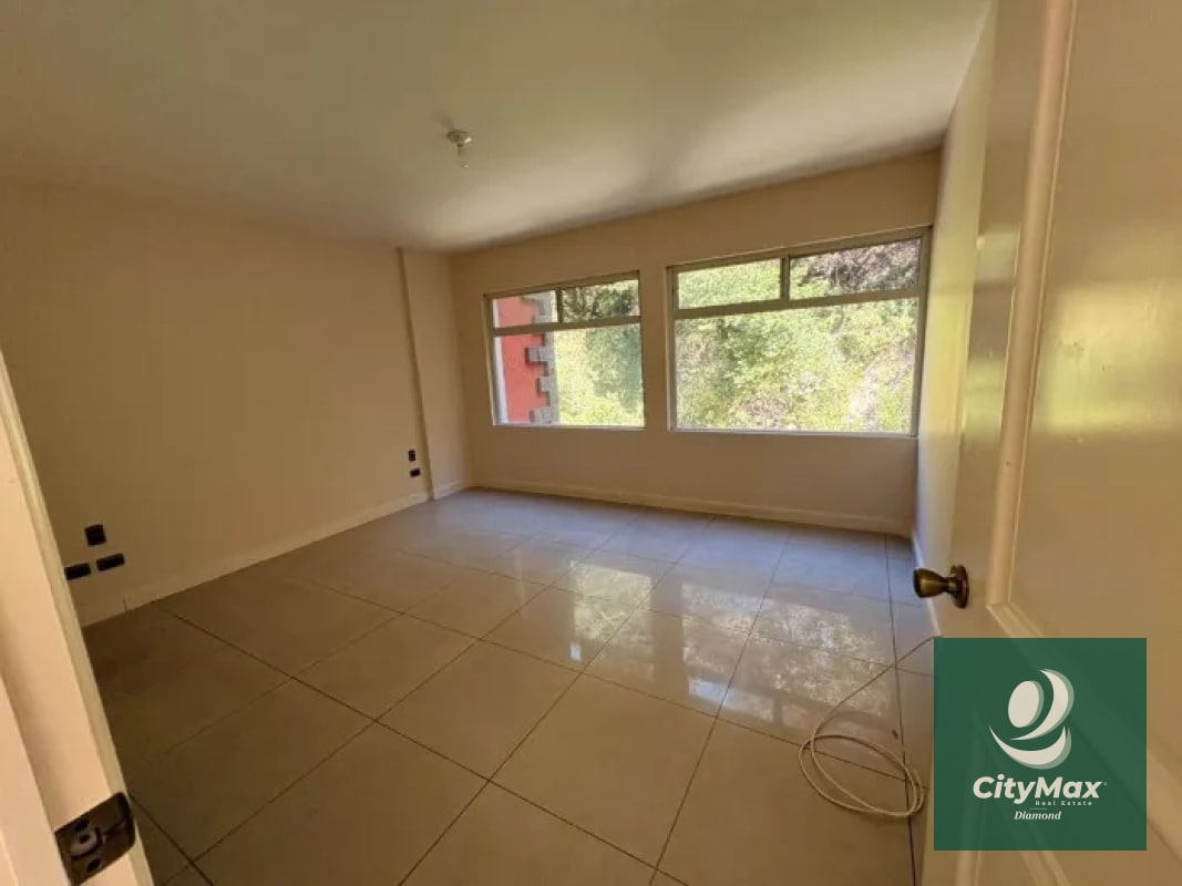 Apartamento en Renta y Venta en zona 13 - 12