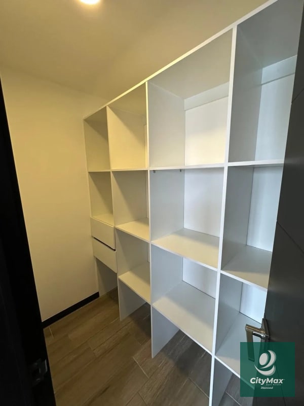 Apartamento en Renta en La Villa Zona 14 Guatemala - 7