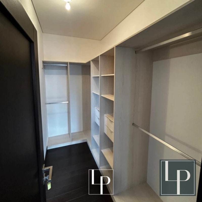 Amplio Apartamento en Venta en Nogales de Cayalá - 1
