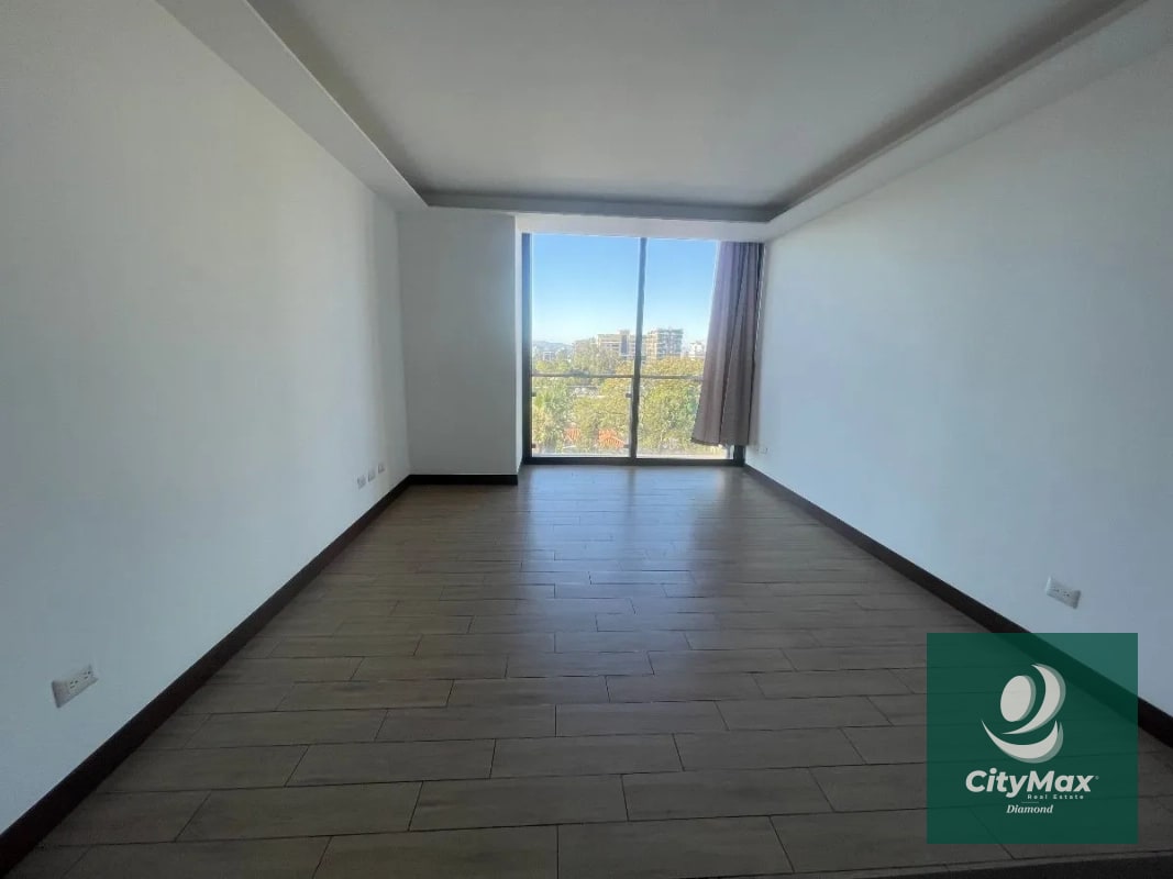 Apartamento en Venta en zona 15 - 15