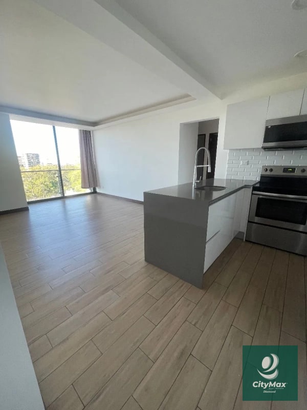 Apartamento en Venta en zona 15 - 14