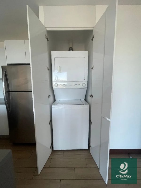 Apartamento en Venta en zona 15 - 4
