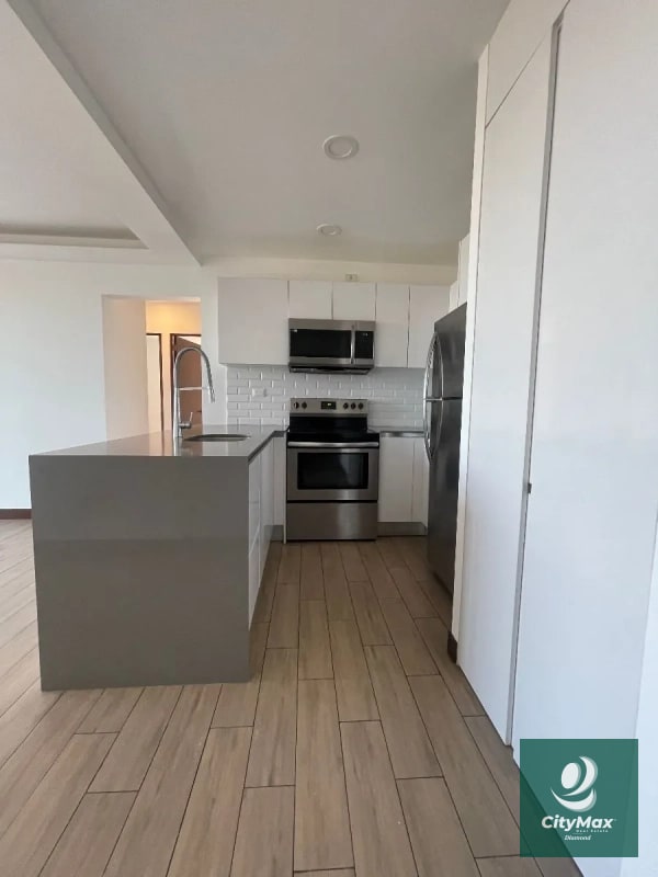 Apartamento en Venta en zona 15 - 3