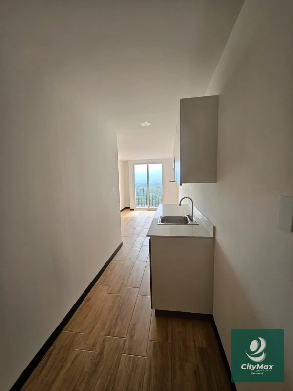 Apartamento en venta en edificio Nuevo en zona 12 - 6