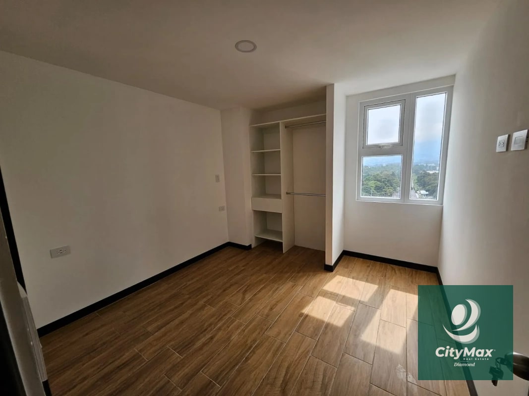Apartamento en venta en edificio Nuevo en zona 12 - 2