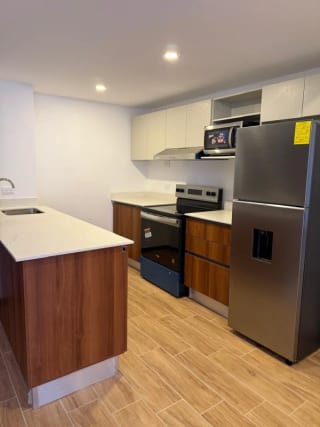 Apartamento en renta en zona 13 — Apartamento en Alquiler en Zona 13, Guatemala, Ciudad — miniatura 1 de 10