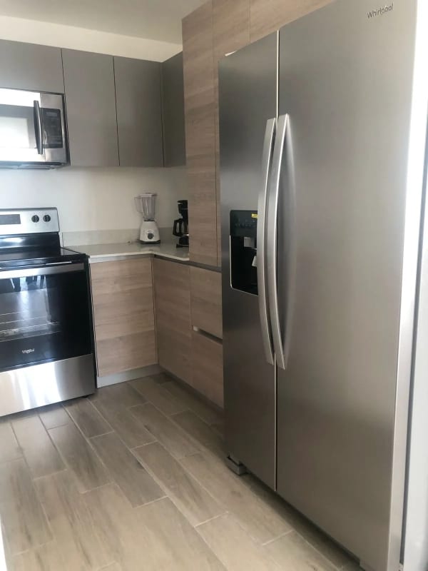 Apartamento  amueblado en Renta en zona 10 — Apartamento en Alquiler en Parque 10, Zona 10, Guatemala, Ciudad — foto 4 de 11