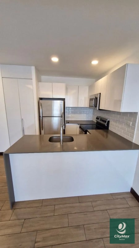 Apartamento en renta en zona 15 Vista Hermosa 2 - 4