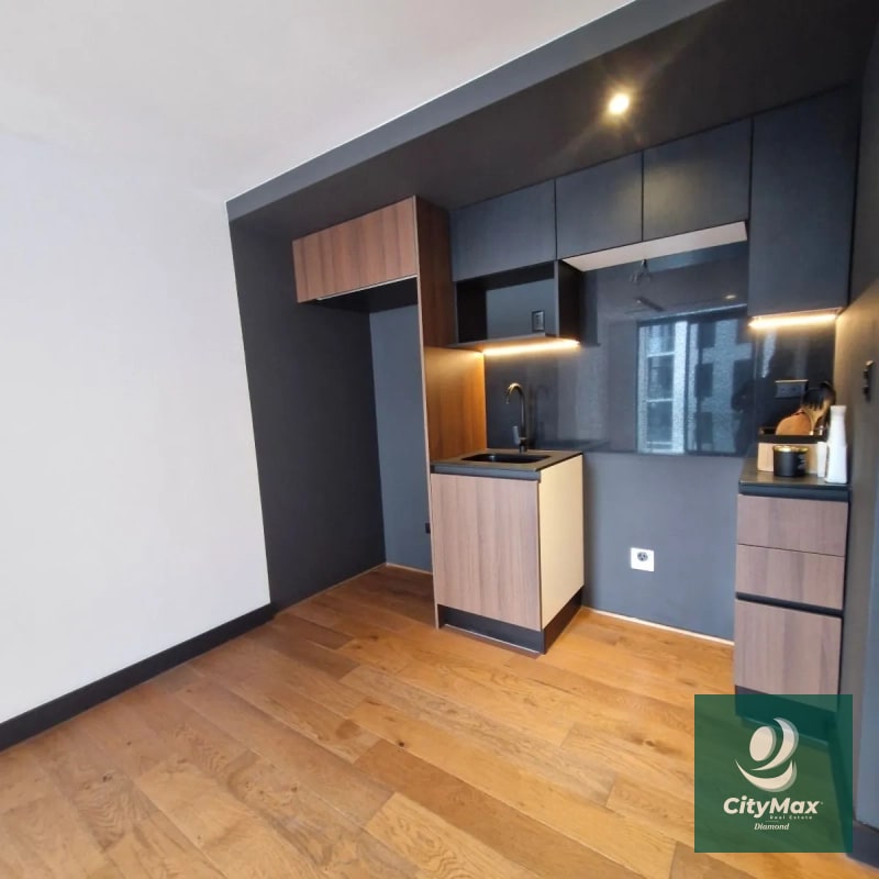 Apartamento en venta Villa Mariscal zona 11 - 15