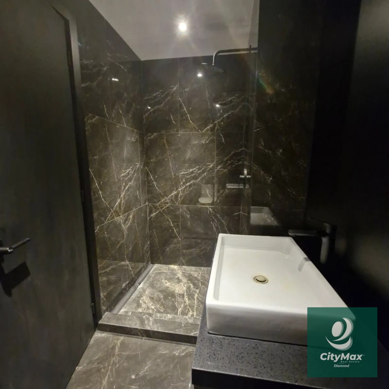 Apartamento en venta Villa Mariscal zona 11 - 6