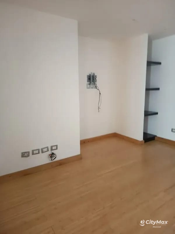 Apartamento en Venta en zona 10, Diagonal 6 — Apartamento en Venta en Zona 10, Guatemala, Ciudad — foto 3 de 7