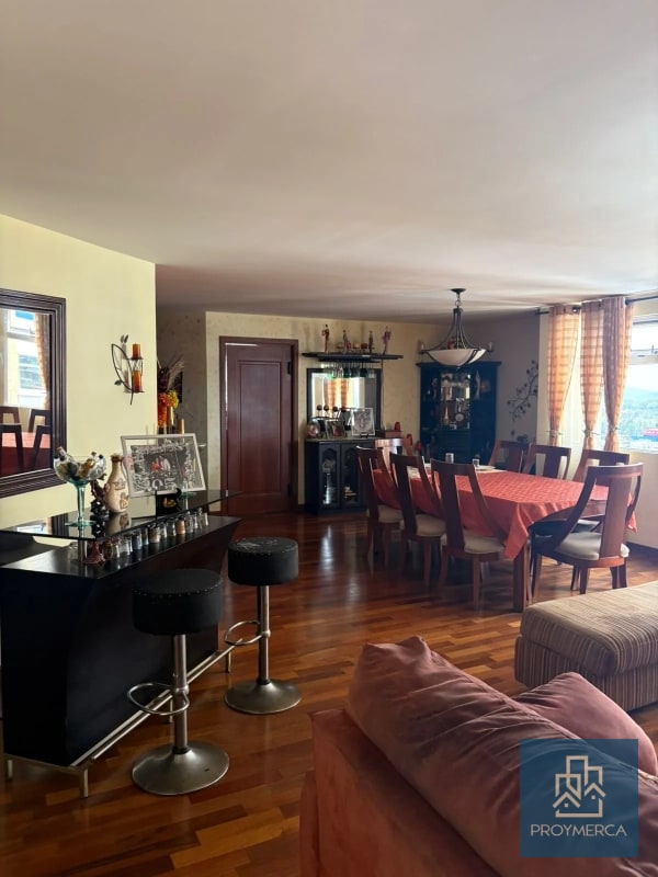 Amplio apartamento en venta, Las Gemas Zona 11 - 8