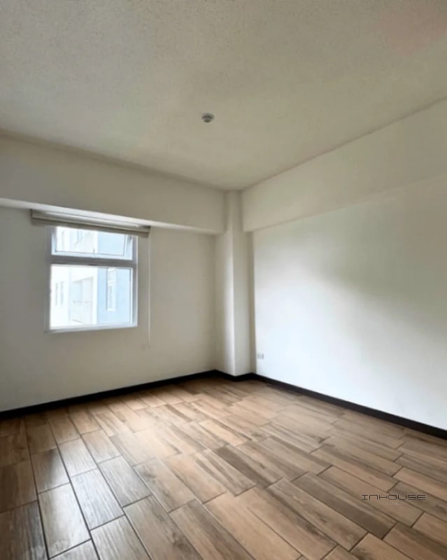 APARTAMENTO EN RENTA ZONA 12 CON BALCÓN - 7