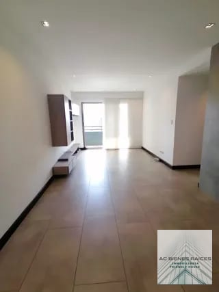 VENTA NEO DE 3 HABITACIONES — Apartamento en Alquiler en Neo Apartamentos, Zona 10, Guatemala, Ciudad — miniatura 1 de 11