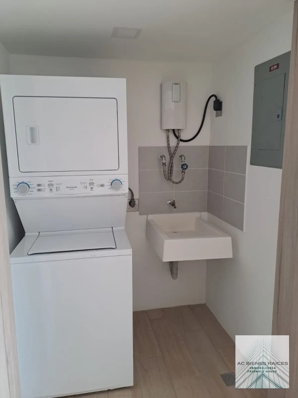 Estrene en Zona 12 Calzada Atanazio apto 3 habitaciones - 10