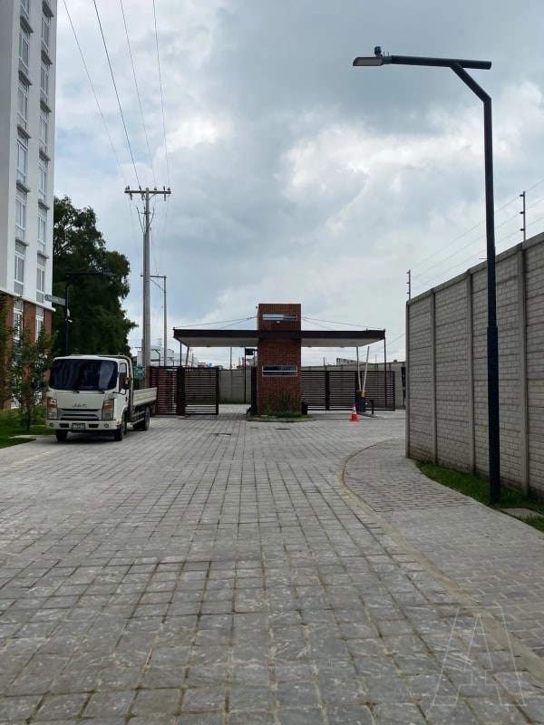 APARTAMENTO EN RENTA ZONA 6 - 6
