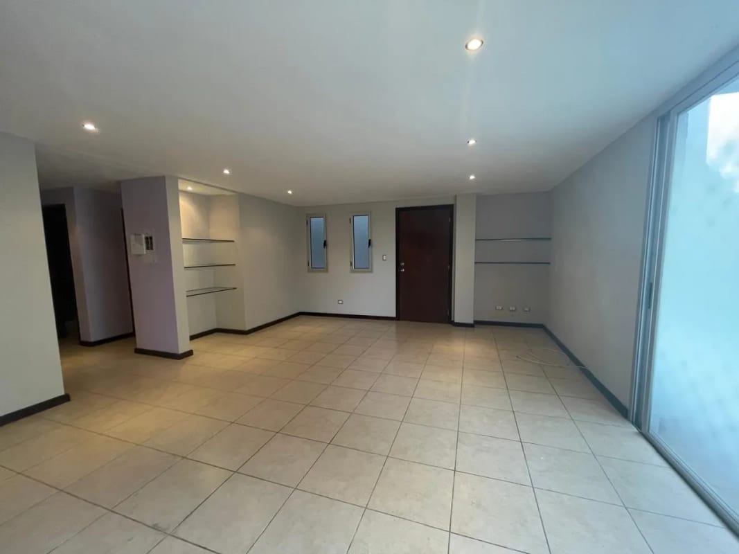 Apartamento en venta CAES — Apartamento en Venta en Carretera a El Salvador, Guatemala, Ciudad — foto 14 de 16