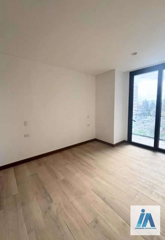 VENTA DE APARTAMENTO, 📍Edificio Ferré Diez, Zona 10  Es el refugio perfecto para quienes buscan vivir en el distrito empresarial con la serenidad de un entorno natural - 11
