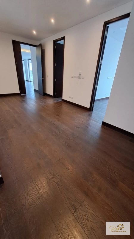 APARTAMENTO DE LUJO EN VENTA  📍 Edificio Echo – Zona 14 - 14