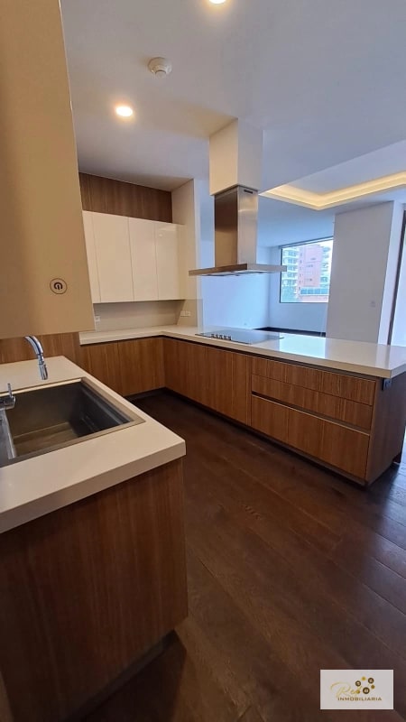 APARTAMENTO DE LUJO EN VENTA 📍 Edificio Echo – Zona 14 - 9