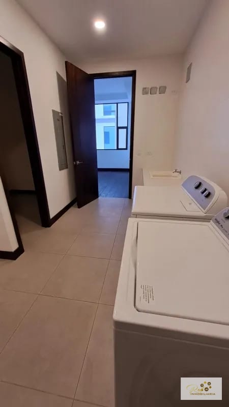 APARTAMENTO DE LUJO EN VENTA  📍 Edificio Echo – Zona 14 — Apartamento en Venta en Echo, Zona 14, Guatemala, Ciudad — foto 6 de 15