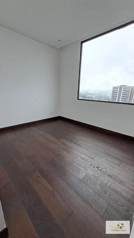 APARTAMENTO DE LUJO EN VENTA 📍 Edificio Echo – Zona 14 - 4