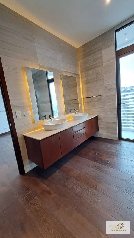 APARTAMENTO DE LUJO EN VENTA 📍 Edificio Echo – Zona 14 - 1