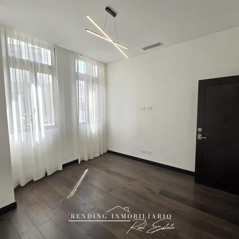 Apartamento en renta zona 16 edificio Nogales de Cayalá de 3 habitaciones + 2 parqueos — Apartamento en Alquiler en Zona 16, Guatemala, Ciudad — foto 4 de 10