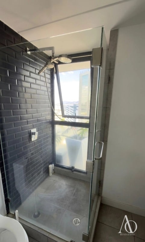 Apartamento en Venta Edificio Quo, zona 4 N12 / EN DIRECTO - 5