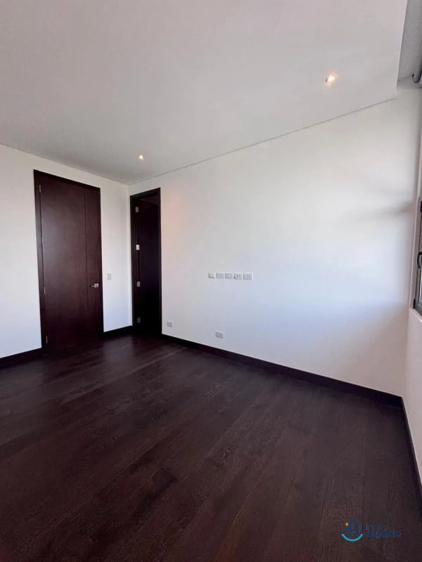 Apartamento en venta o alquiler en Edificio Echo, Zona 14 - 9