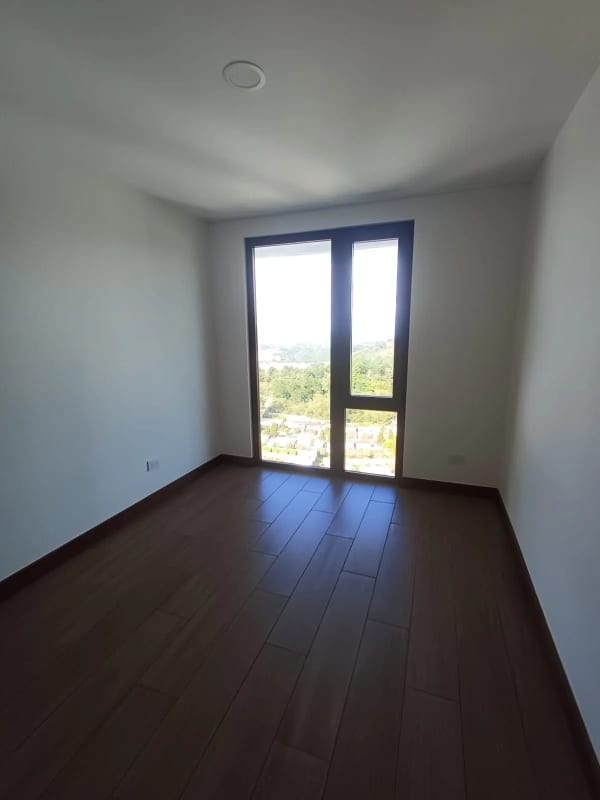 NARU 16. Amplio y hermoso apartamento en renta para estrenar!! — Apartamento en Alquiler en Zona 16, Guatemala, Ciudad — foto 9 de 16