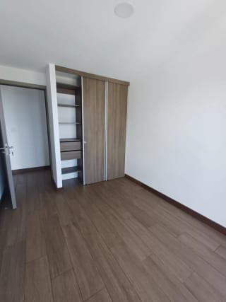 NARU 16. Amplio y hermoso apartamento en renta para estrenar!! — Apartamento en Alquiler en Zona 16, Guatemala, Ciudad — miniatura 8 de 16