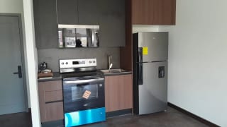APARTAMENTO  RENTA –ATARAH  ZONA 10* ✨ — Apartamento en Alquiler en Atarah, Zona 10, Guatemala, Ciudad — miniatura 9 de 13
