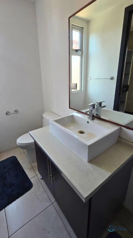 Apartamento en alquiler en Edificio Sublime, Zona 14 - 6