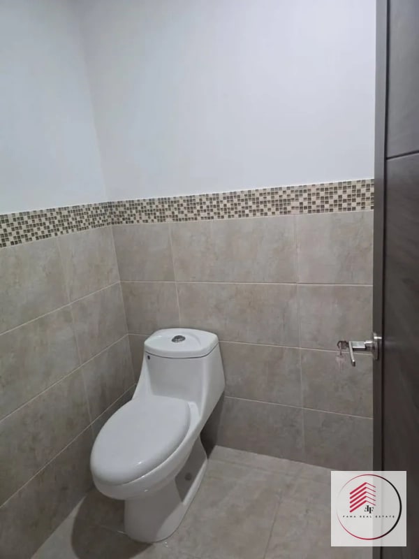 Alquiler de apartamento nuevo de 252 metros cuadrados en edificio DI FIORI - 5