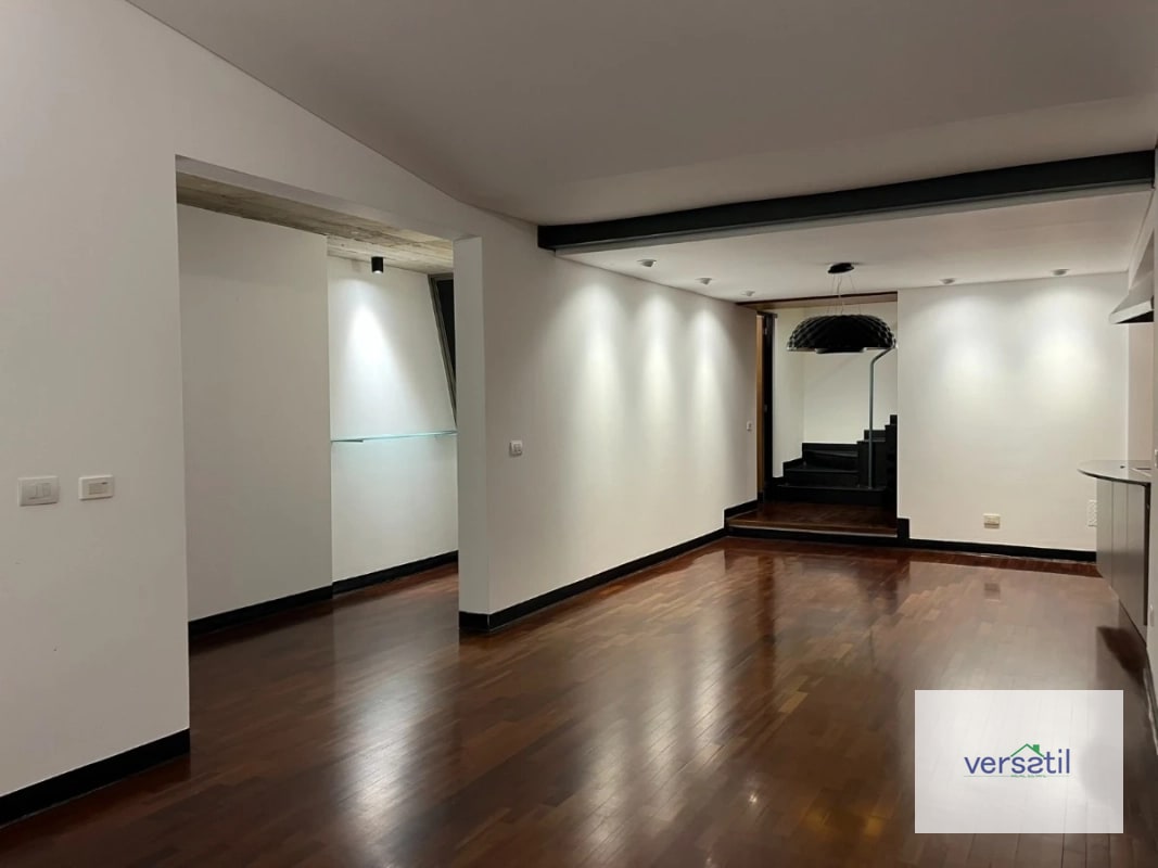 Bello y amplio apartamento en alquiler Oakland zona 10 - 11