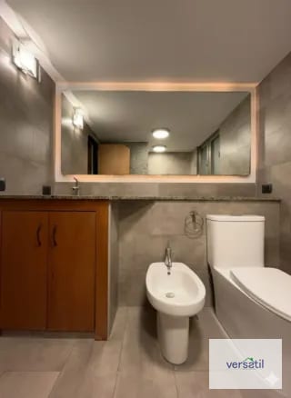Bello y amplio apartamento en alquiler Oakland zona 10 — Apartamento en Alquiler en Oakland I, Zona 10, Guatemala, Ciudad — miniatura 3 de 11