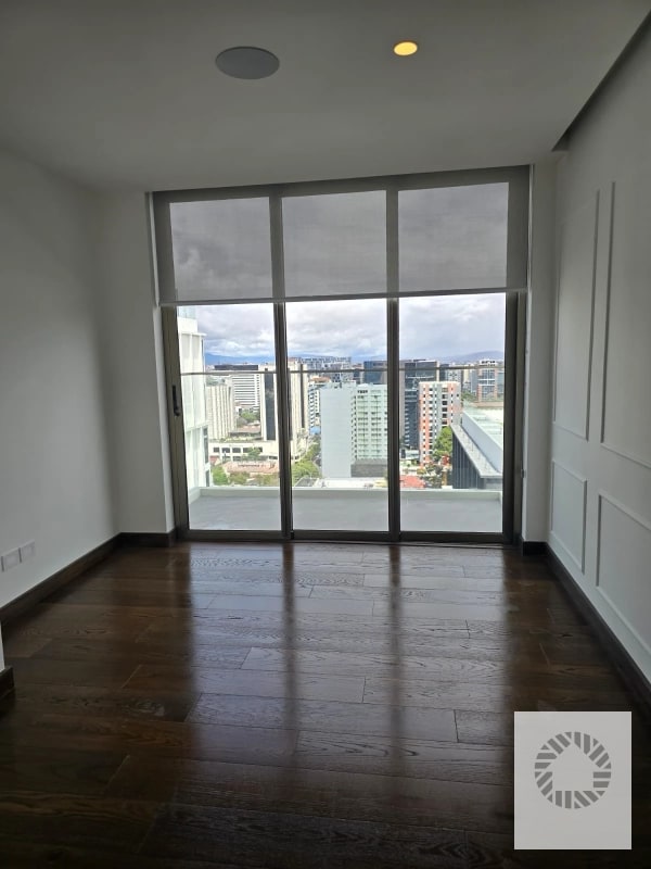 Rento Apartamento en Edificio Atarah, zona 10 - 7