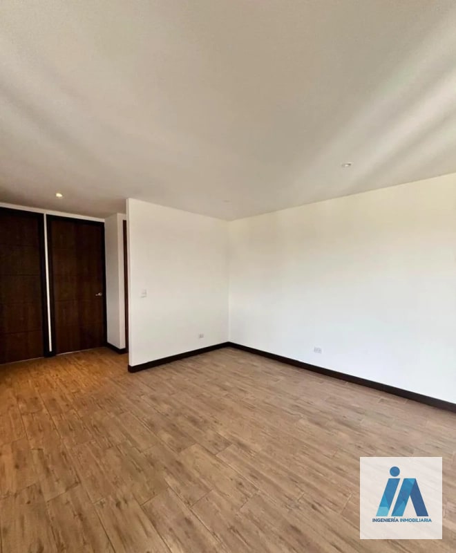 APARTAMENTO EN ALQUILER📍Marques de Oakland zona 10, Diagonal 6 - 5
