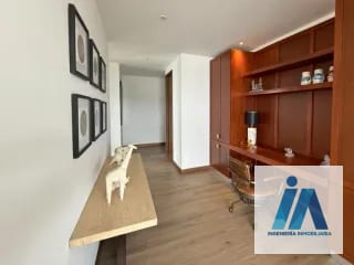 APARTAMENTO AMUEBLADO EN VENTA📍Edificio Artis, Zona 13 Es la opción perfecta para quienes buscan una inversión de alto perfil — Apartamento en Venta en Zona 13, Guatemala, Ciudad — miniatura 9 de 17