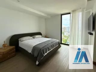 APARTAMENTO AMUEBLADO EN VENTA📍Edificio Artis, Zona 13 Es la opción perfecta para quienes buscan una inversión de alto perfil — Apartamento en Venta en Zona 13, Guatemala, Ciudad — miniatura 5 de 17