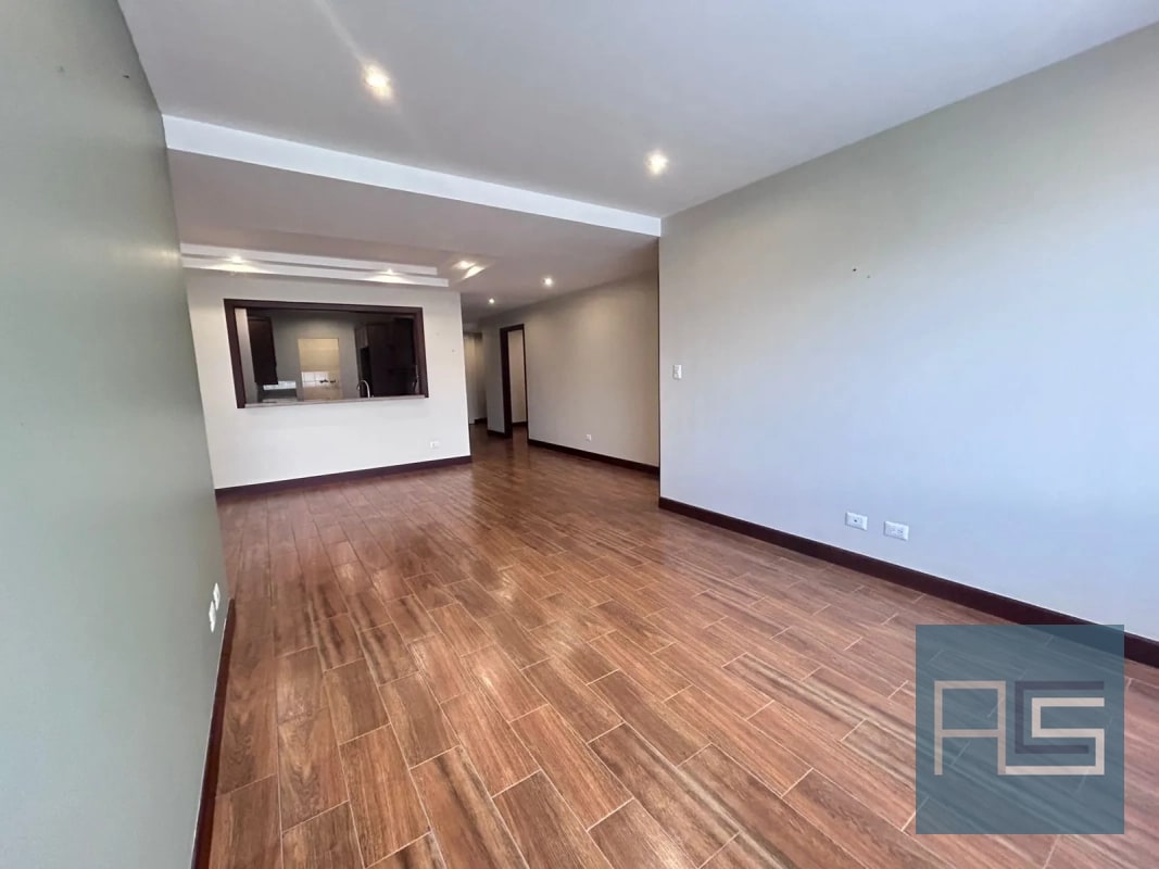 *Amplio apartamento de 2 hab con cuarto de servicio en nivel alto en Renta - Milenia, zona 10* - 15
