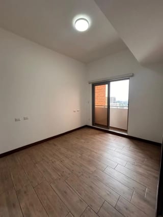 Apartamento en Alquiler Casalini Diagonal — Apartamento en Alquiler en Casalini Diagonal 6, Zona 10, Guatemala, Ciudad — miniatura 5 de 10