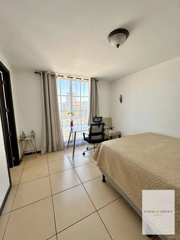 Apartamento Amueblado en renta I Edificio Madeleine I Zona 10 - 4