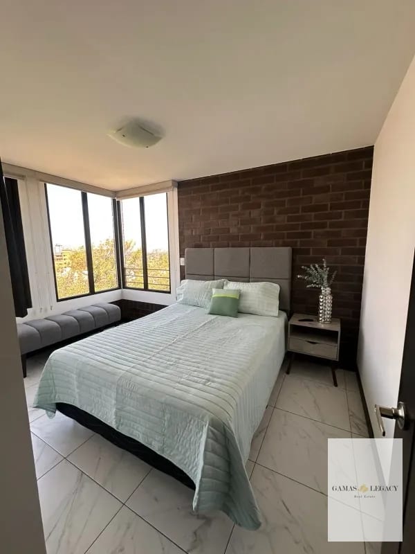 Apartamento en renta I Amueblado I Edificio Fontainebleau I Zona 15 — Apartamento en Alquiler en Zona 15, Guatemala, Ciudad — foto 8 de 11