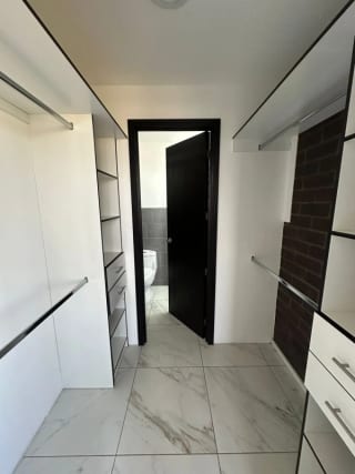 Apartamento en renta I Amueblado I Edificio Fontainebleau I Zona 15 — Apartamento en Alquiler en Zona 15, Guatemala, Ciudad — miniatura 7 de 11