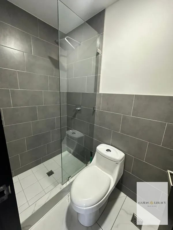 Apartamento en renta I Amueblado I Edificio Fontainebleau I Zona 15 — Apartamento en Alquiler en Zona 15, Guatemala, Ciudad — foto 5 de 11