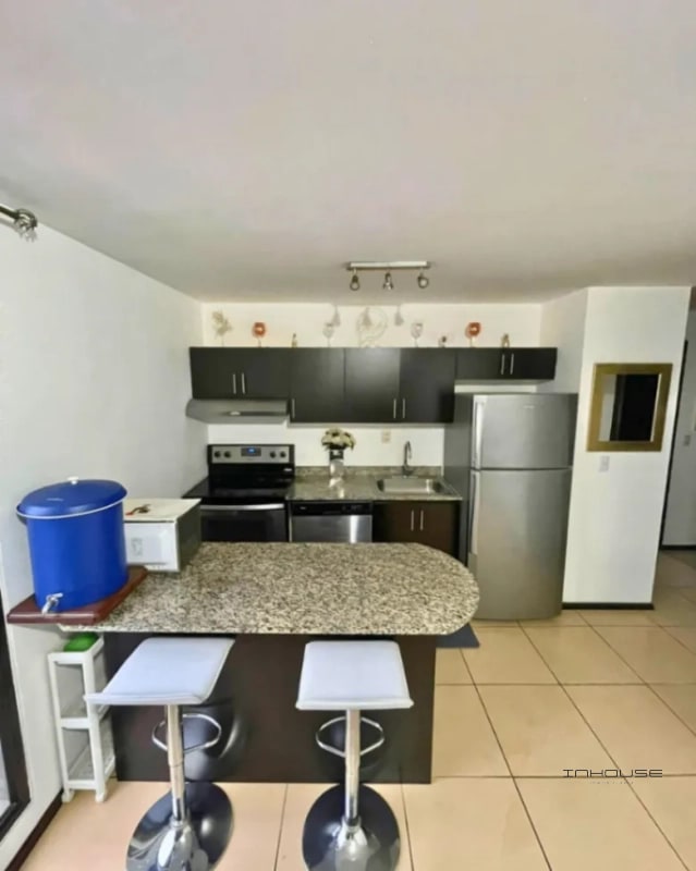 APARTAMENTO EN RENTA ZONA 10 AMUEBLADO - 8
