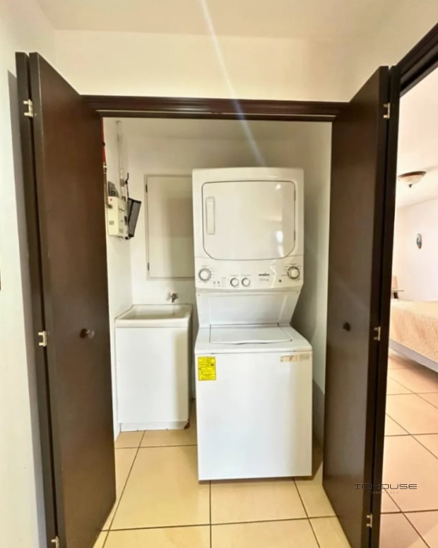 APARTAMENTO EN RENTA ZONA 10 AMUEBLADO - 4